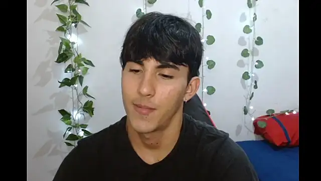 Snapshot of neithanzynxx chatting on March 11, 7:25 pm neithanzynxx online show from March 11, 7:25 pm