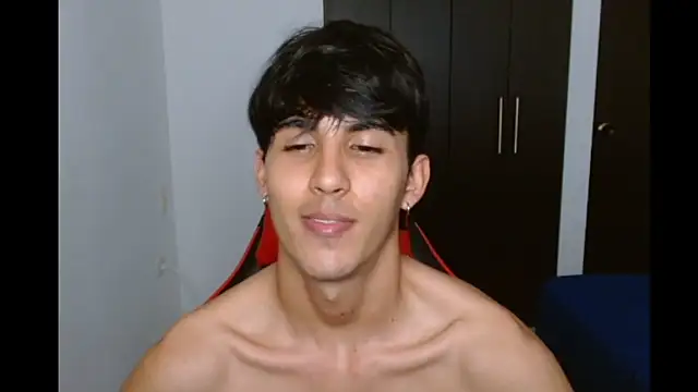 Snapshot of neithanzynxx chatting on March 21, 7:46 pm neithanzynxx online show from March 21, 7:46 pm