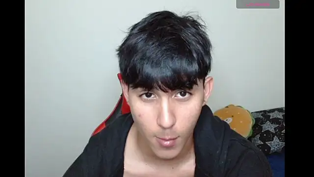 Snapshot of neithanzynxx chatting on October 2, 8:05 pm neithanzynxx online show from October 2, 8:05 pm