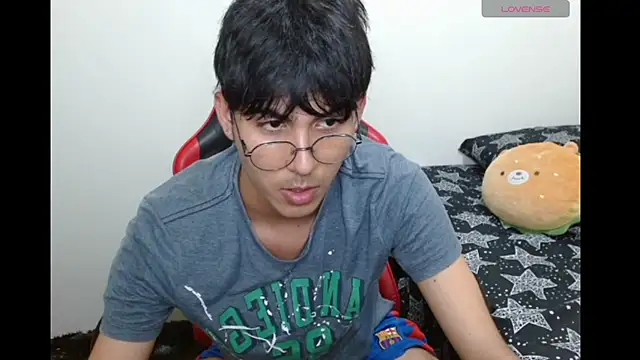 Snapshot of neithanzynxx chatting on October 26, 7:53 pm neithanzynxx online show from October 26, 7:53 pm