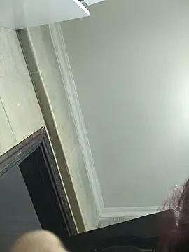 Snapshot of Loly2025 chatting on February 13, 10:00 pm Loly2025 online show from February 13, 10:00 pm