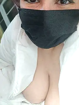 Snapshot of Loly2025 chatting on February 24, 1:46 am Loly2025 online show from February 24, 1:46 am