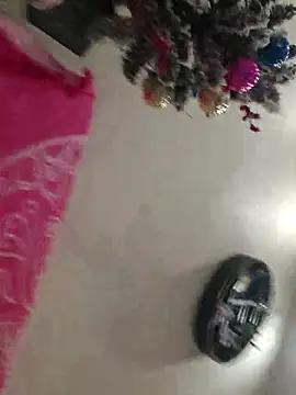 Snapshot of Loly2025 chatting on January 5, 11:41 pm Loly2025 online show from January 5, 11:41 pm