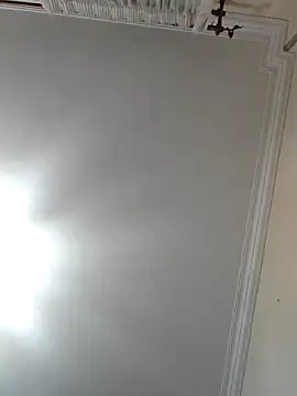 Loly2025 online show from April 26, 10:51 pm