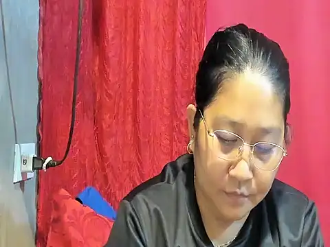 hotchubby88 online show from February 20, 6:37 am