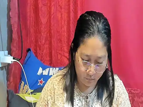 hotchubby88 online show from April 9, 9:09 pm