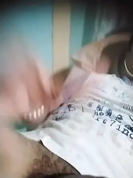 Snapshot of jesusxxx1993 chatting on February 15, 4:14 am jesusxxx1993 online show from February 15, 4:14 am