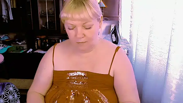 FlowerButterf online show from March 2, 5:08 am