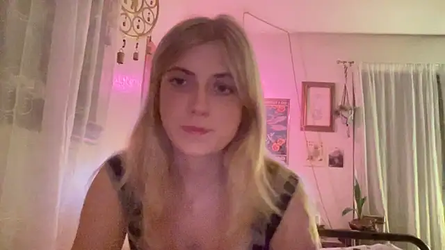 sinfulblonde1 online show from February 17, 7:26 am