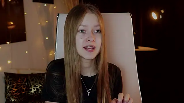 EveMundie online show from March 25, 6:30 am