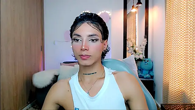 Snapshot of nilam_valker chatting on March 22, 7:42 pm nilam valker online show from March 22, 7:42 pm