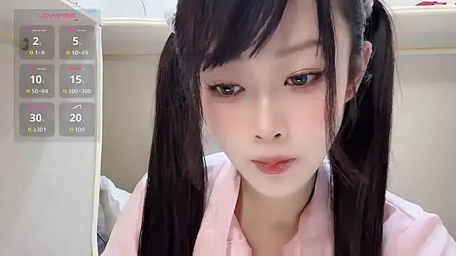 Snapshot of yueyue2003 chatting on May 4, 12:34 pm yueyue2003 online show from May 4, 12:34 pm