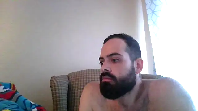 guccititi online show from November 7, 3:45 pm