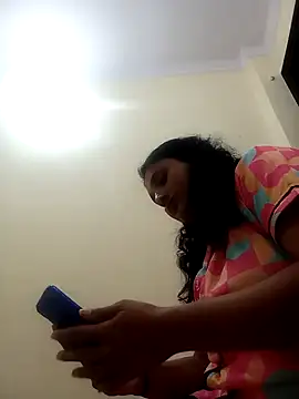 Snapshot of Pushpa-jhukegi chatting on February 15, 4:12 pm Pushpa-jhukegi online show from February 15, 4:12 pm