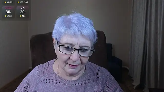 Snapshot of Sandra_Snowflake chatting on February 6, 4:06 am Sandra Snowflake online show from February 6, 4:06 am