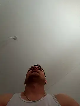 Snapshot of Eusuntnoulgigolo chatting on February 1, 10:36 am Eusuntnoulgigolo online show from February 1, 10:36 am