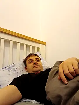 Snapshot of Eusuntnoulgigolo chatting on February 14, 10:06 pm Eusuntnoulgigolo online show from February 14, 10:06 pm