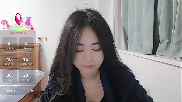 Snapshot of Lucy-xixi chatting on February 18, 6:53 am Lucy-xixi online show from February 18, 6:53 am