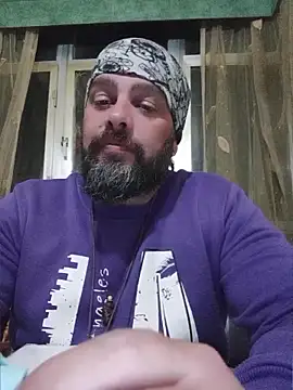 Snapshot of serpensy chatting on March 18, 7:28 pm serpensy online show from March 18, 7:28 pm