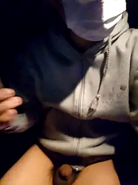 Snapshot of yqaelx chatting on March 6, 4:28 pm yqaelx online show from March 6, 4:28 pm