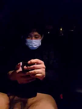 Snapshot of yqaelx chatting on March 9, 1:15 pm yqaelx online show from March 9, 1:15 pm