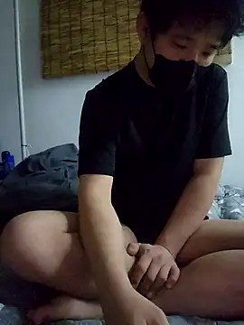 Snapshot of yqaelx chatting on March 19, 6:12 pm yqaelx online show from March 19, 6:12 pm