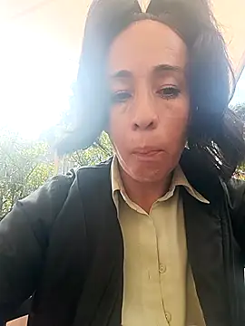 Coeur de luxure online show from April 1, 2:47 pm