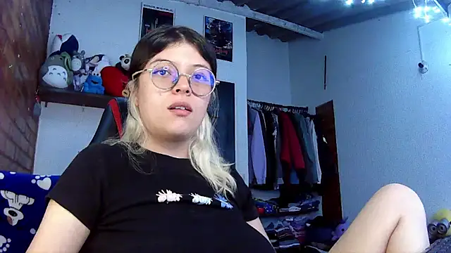 Emily  katz online show from March 17, 9:45 pm