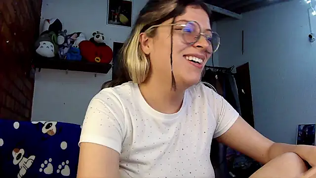 Emily  katz online show from March 21, 10:06 pm