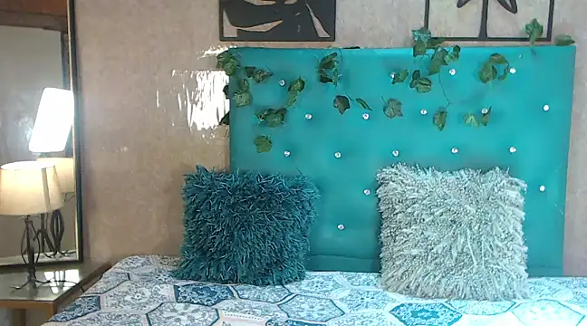 LiamAndrewzz online show from March 4, 5:34 pm