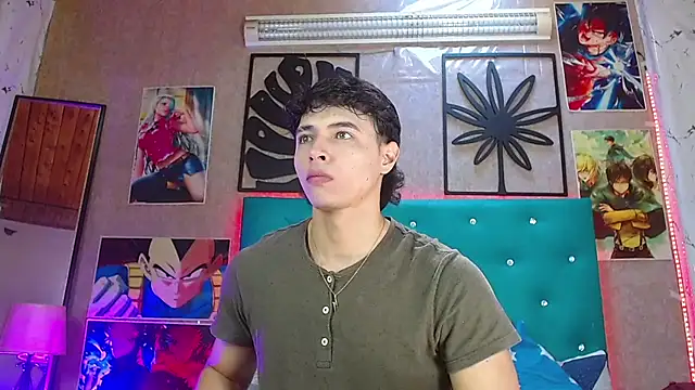 LiamAndrewzz online show from December 1, 4:56 pm