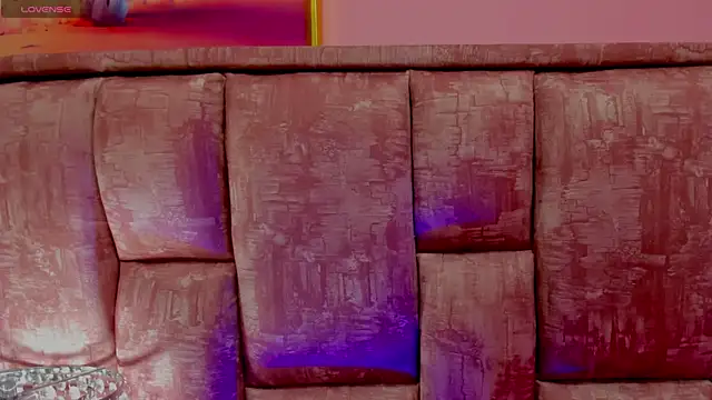 Snapshot of alejo_deep chatting on February 18, 12:04 am alejo deep online show from February 18, 12:04 am