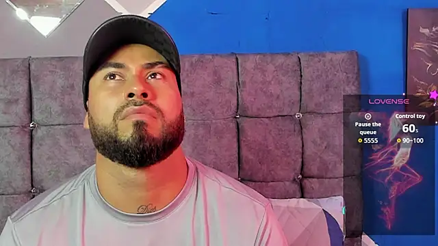 Snapshot of alejo_deep chatting on November 10, 8:30 pm alejo deep online show from November 10, 8:30 pm