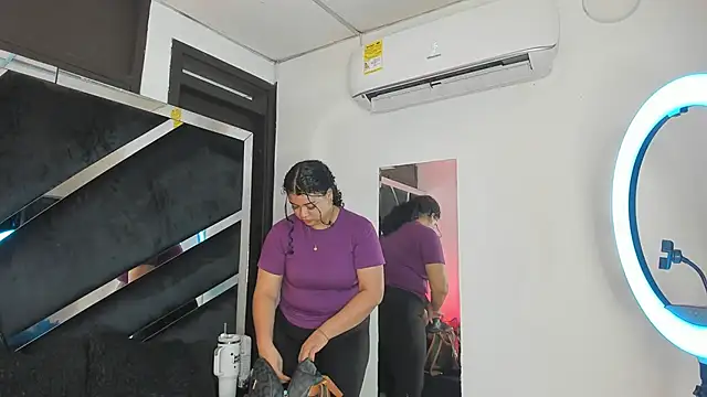 Rubyxht online show from February 9, 1:15 pm