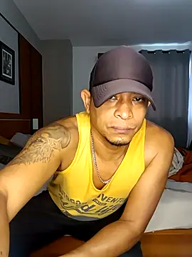 Snapshot of Odin-2121 chatting on February 24, 1:42 pm Odin-2121 online show from February 24, 1:42 pm