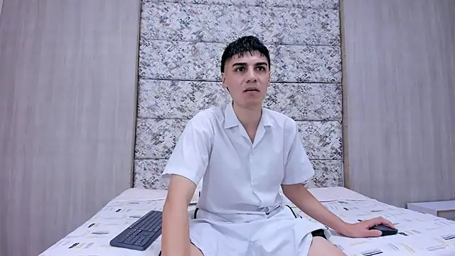 frank jhonsson online show from February 20, 6:52 pm