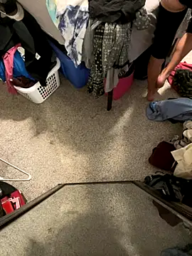 QueenM3 online show from November 17, 6:03 pm