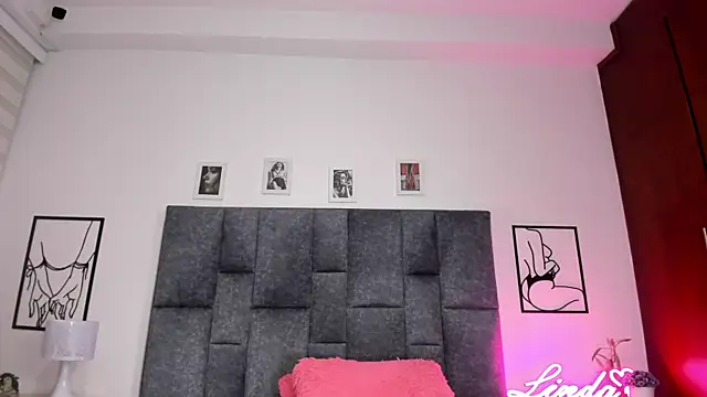 LindaaFoster online show from March 2, 4:17 am