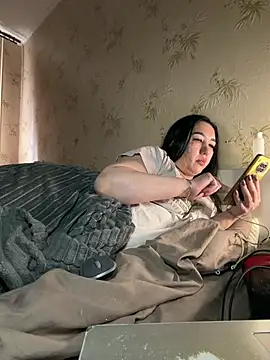 Naughtbaby 2025 online show from March 20, 12:43 pm