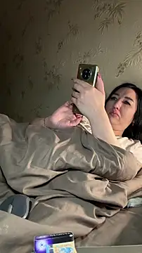 Naughtbaby 2025 online show from March 21, 10:24 pm