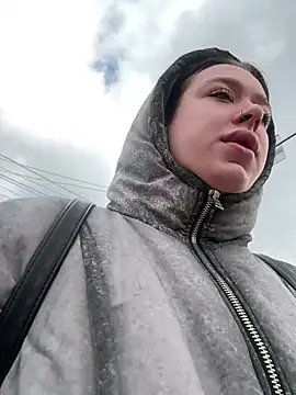 AlishaPrettyBlade online show from April 6, 6:03 am