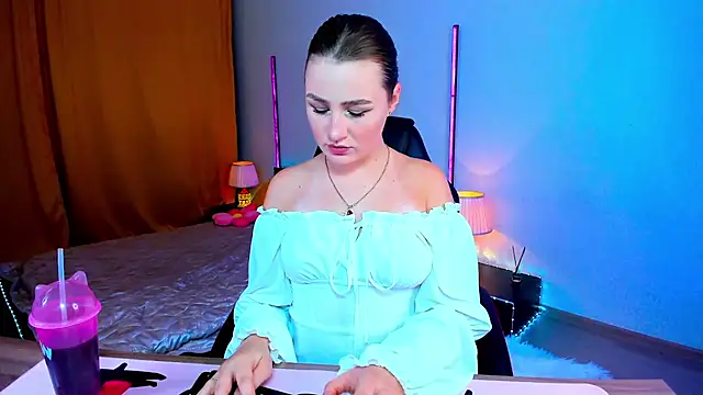 Snapshot of Sofia_beautifuul chatting on July 19, 2:26 am Sofia beautifuul online show from July 19, 2:26 am