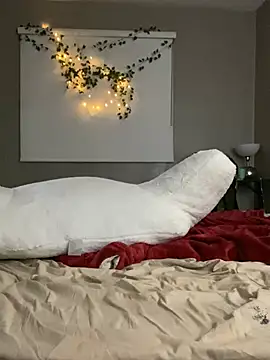 Snapshot of PersianCream77 chatting on February 21, 10:07 am PersianCream77 online show from February 21, 10:07 am