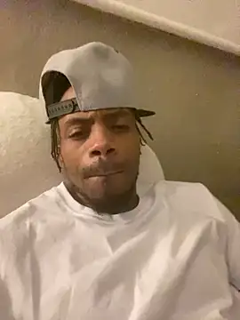 Snapshot of PersianCream77 chatting on March 14, 5:27 am PersianCream77 online show from March 14, 5:27 am