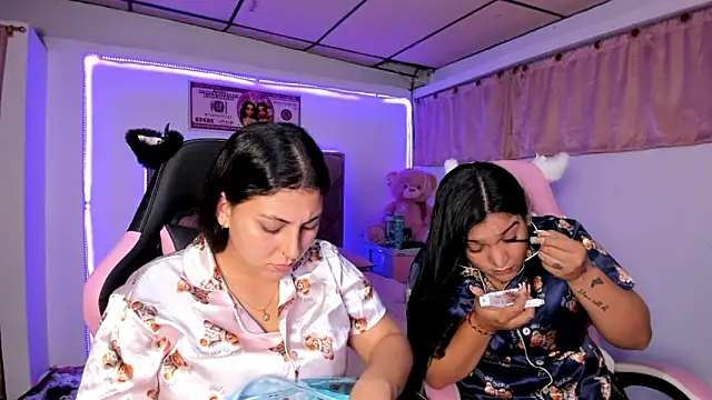 Cristal Smith20 online show from March 31, 11:38 pm