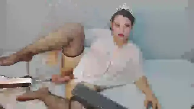 kattyloveless online show from October 8, 5:49 am