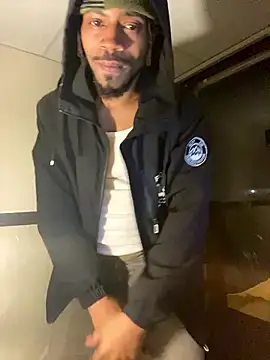 Snapshot of Cruzz003 chatting on January 9, 4:26 am Cruzz003 online show from January 9, 4:26 am