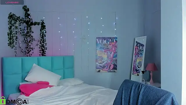 boozekirs  online show from March 24, 3:00 am