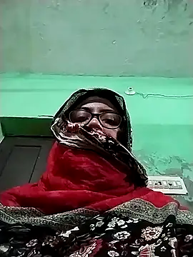 cuteangel9999 online show from February 18, 1:10 am