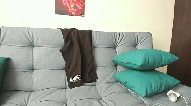 Snapshot of bastianwatson10 chatting on March 13, 8:11 pm bastianwatson10 online show from March 13, 8:11 pm